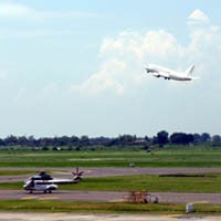 Setelah Ditutup 1 Jam, Bandara Juanda Kembali Normal